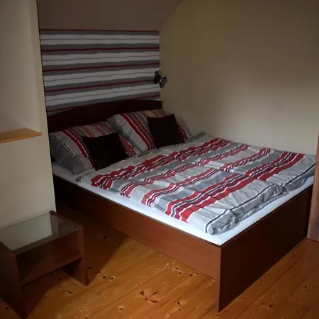 Hétvégi ház Ubytovani Na Chaloupce